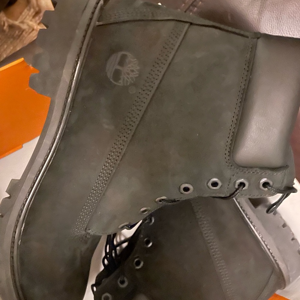 Black Timberlands 🔥 - Picture 3 of 3